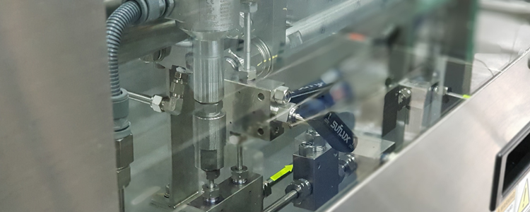 폭스콘 원본 2_ 750 copy.jpg